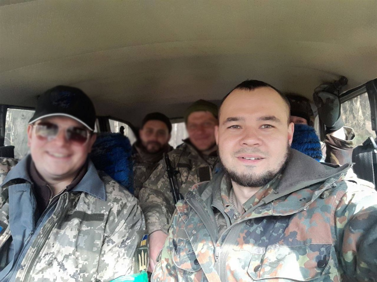 Олекій Іванов з побратимами 