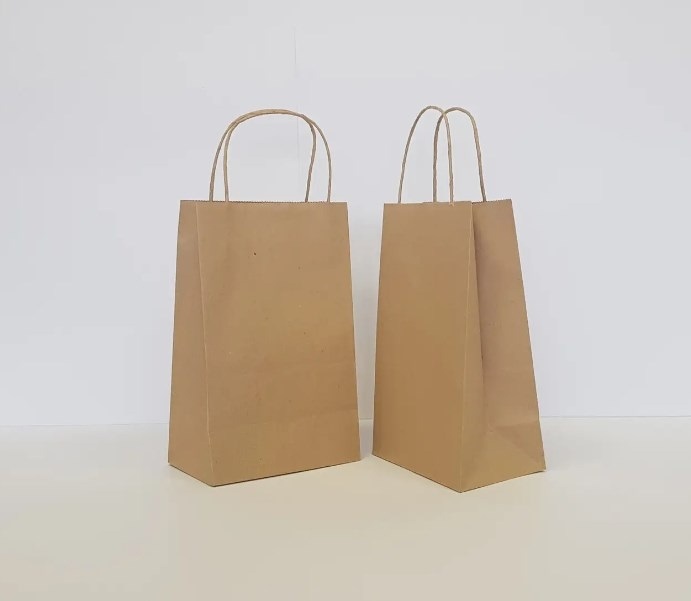 https://teraplast.com.ua/ua/g86830797-bumazhnye-pakety-ruchkami