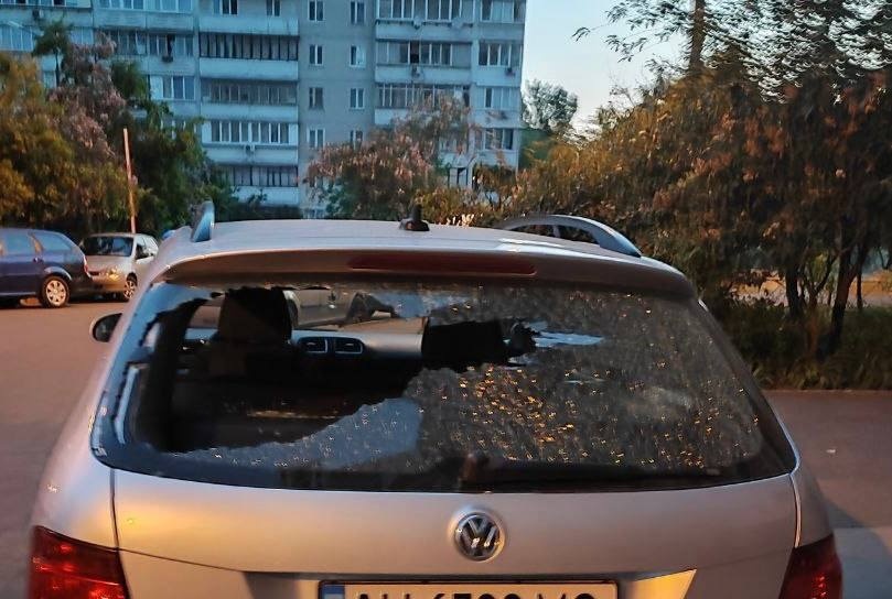 Наслідки російської повітряної атаки по Києву 