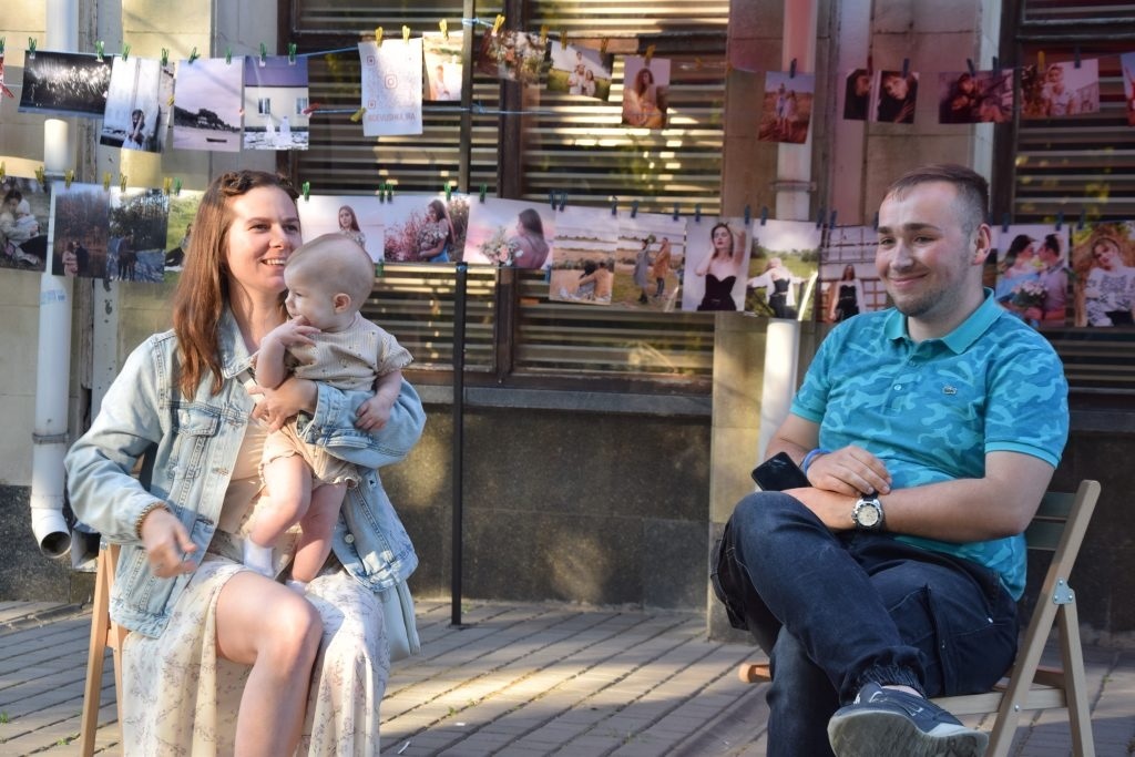Ірина Коляденко прийшла на захід з родиною