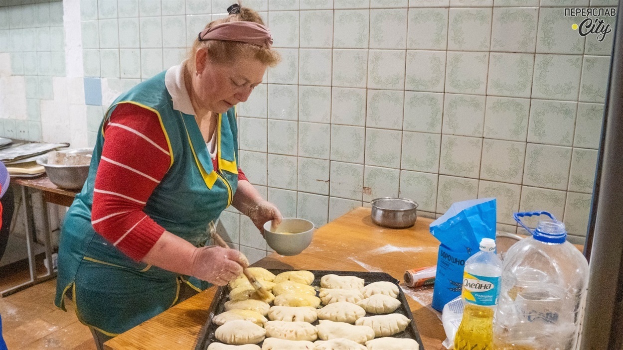 Віра Петрівна працює у їдальні 16 років