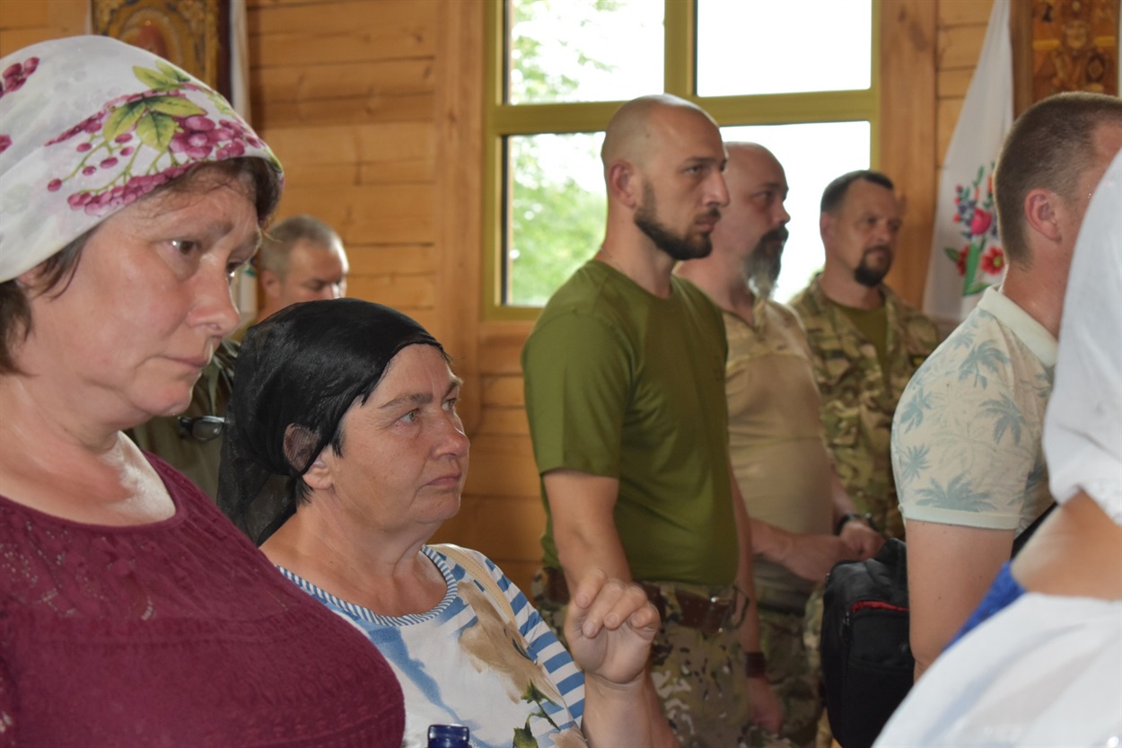 Під час поминальної молитви у храмі