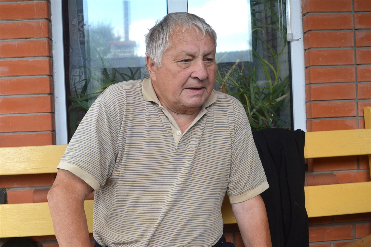 Віталій Павлович поринув у спогади 