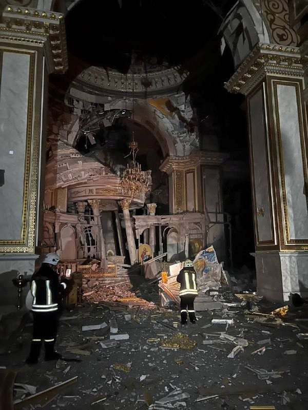 Спасо-Преображенський кафедральний собор після ракетної атаки 23 липня