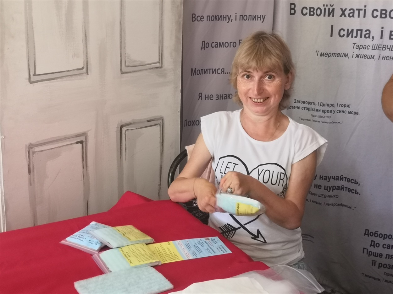 Ніна Дейнега працює найшвидше і з посмішкою  