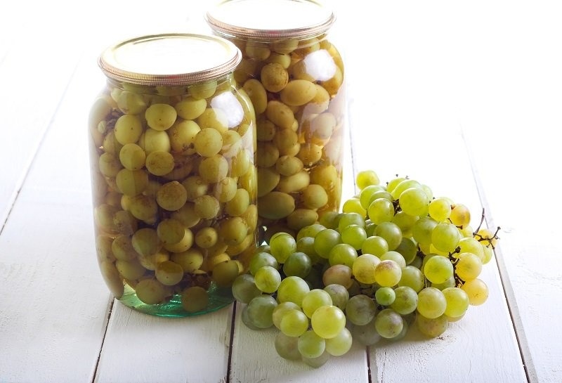 маринований виноград