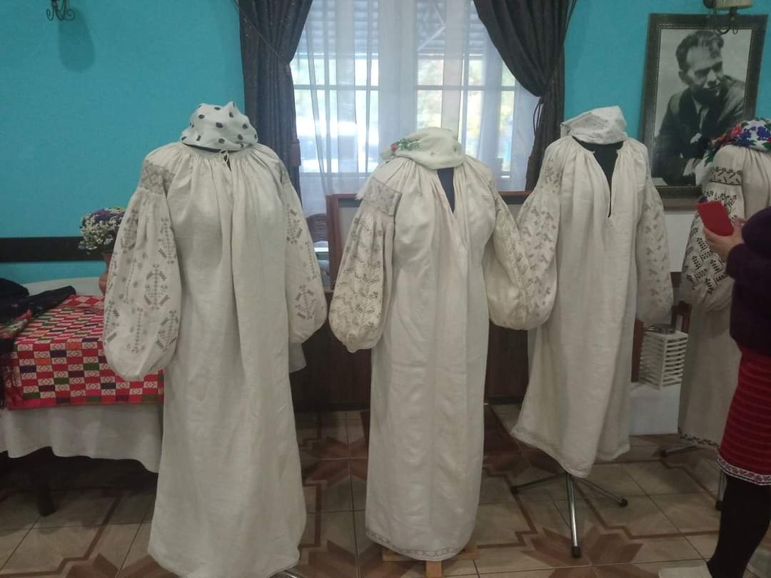 На виставці "Переяславська сорочка" 