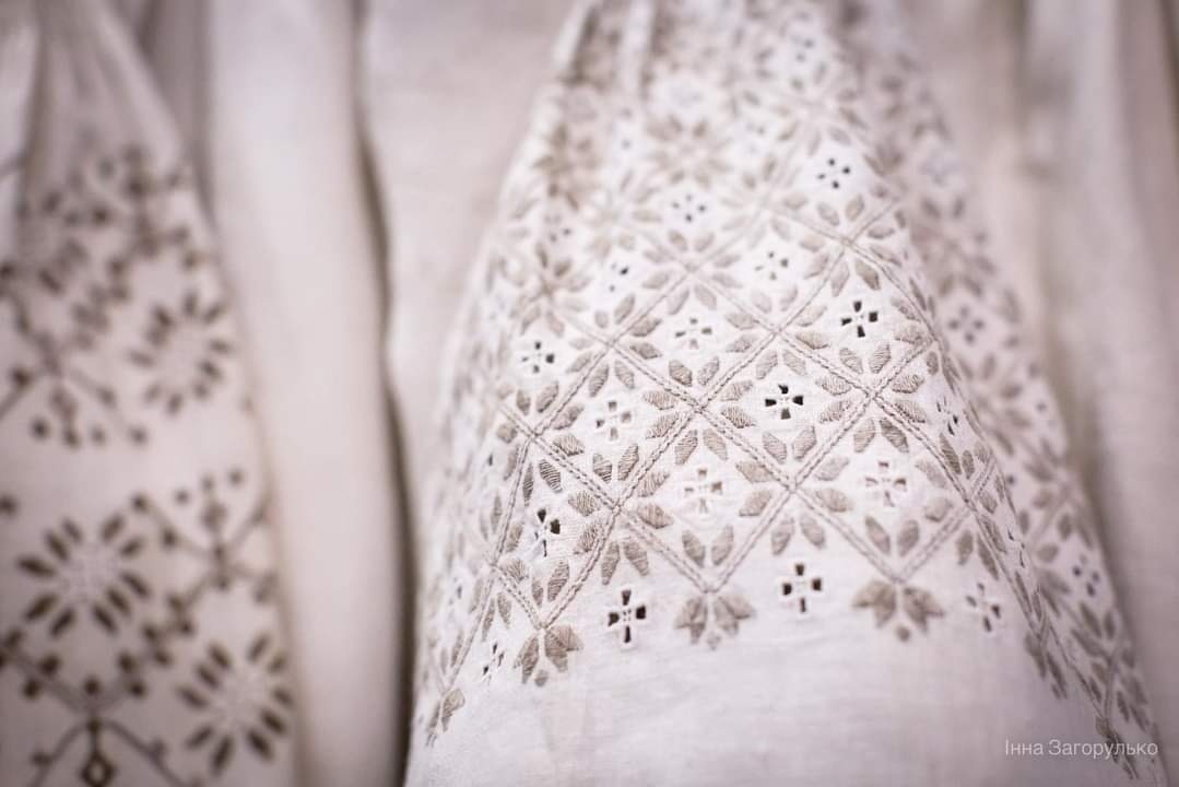 Зразки вишивок сорочок із Переяславщини 