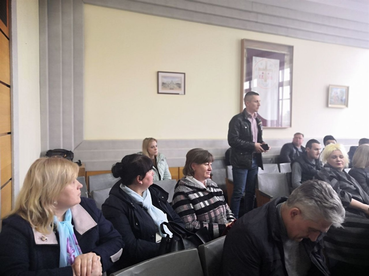 Олександр Якуба на сесії міськради порушував питання щодо матеріального забезпечення стростатів  зокрема 