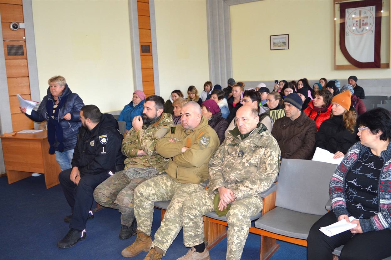 З запитаннями до міської влади Переяслава прийшли і військовики 