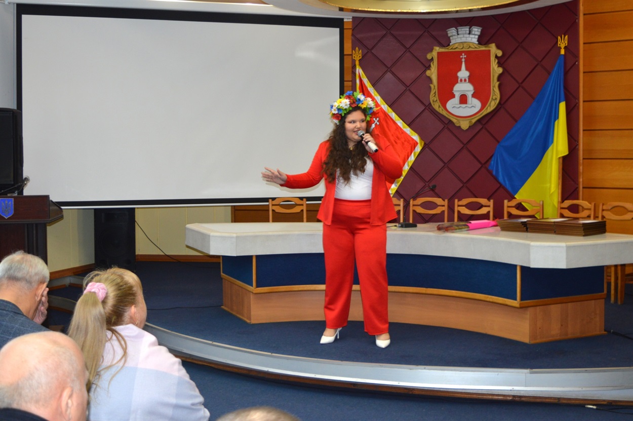 Для аграріїв співає Софія Леонова