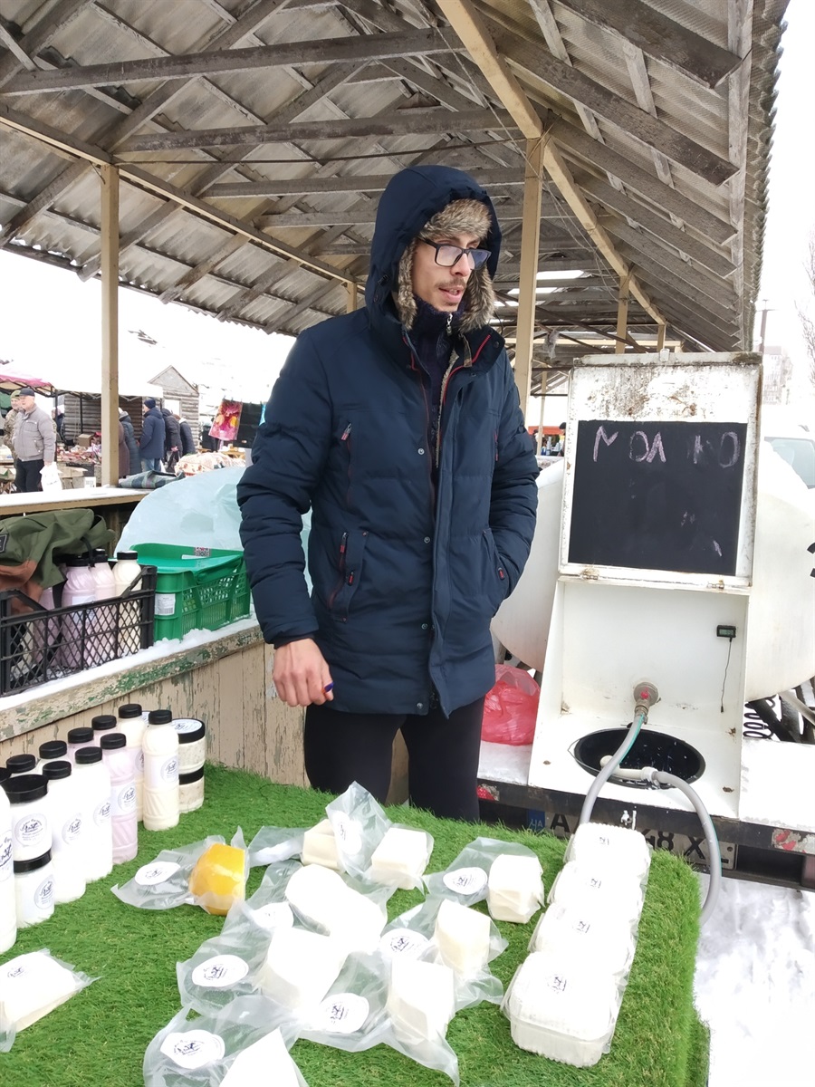 Другий тиждень продають продукццію ПОА Україна, крафтова продукція