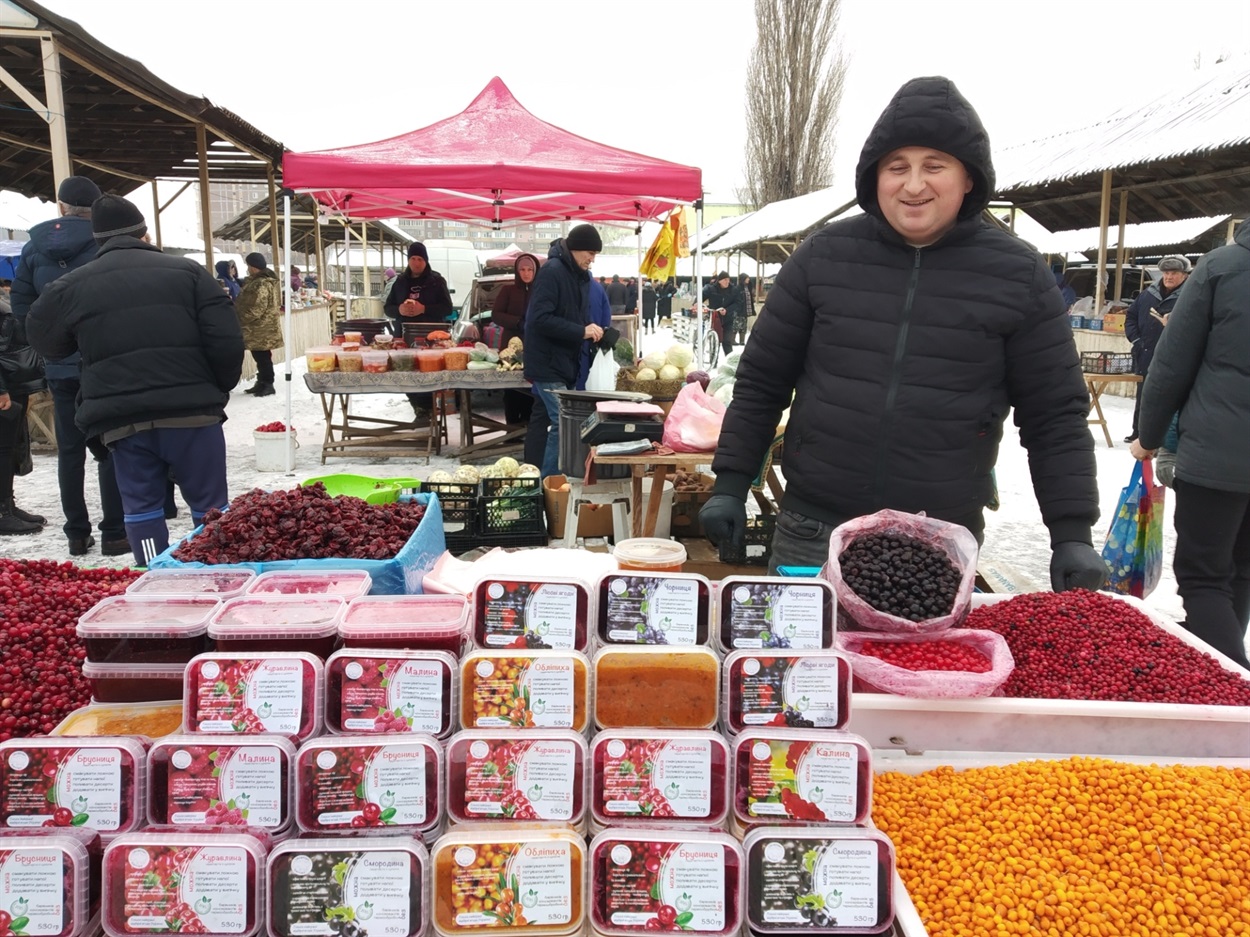 Юра із Рівного пропонує свою продукцію