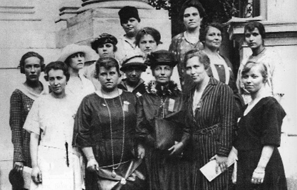 Учасниці українського жіночого конгресу у Відні 1921 року