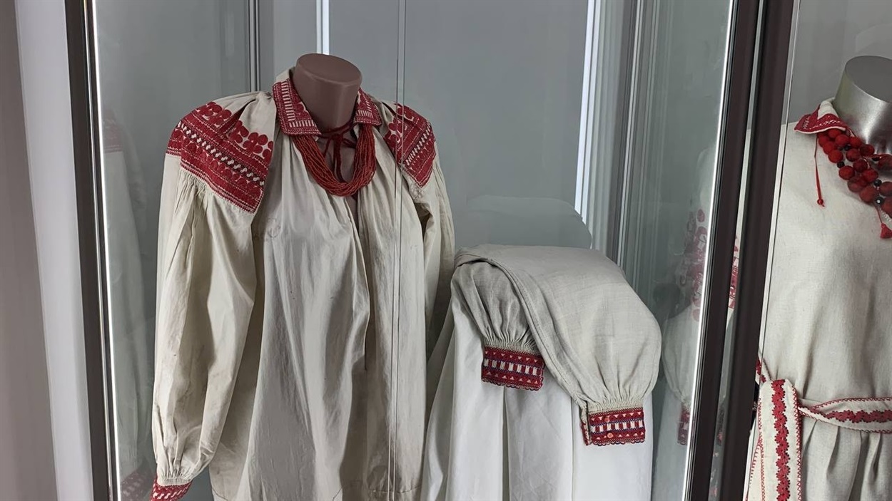 Одяг, прикрашений городоцьким швом