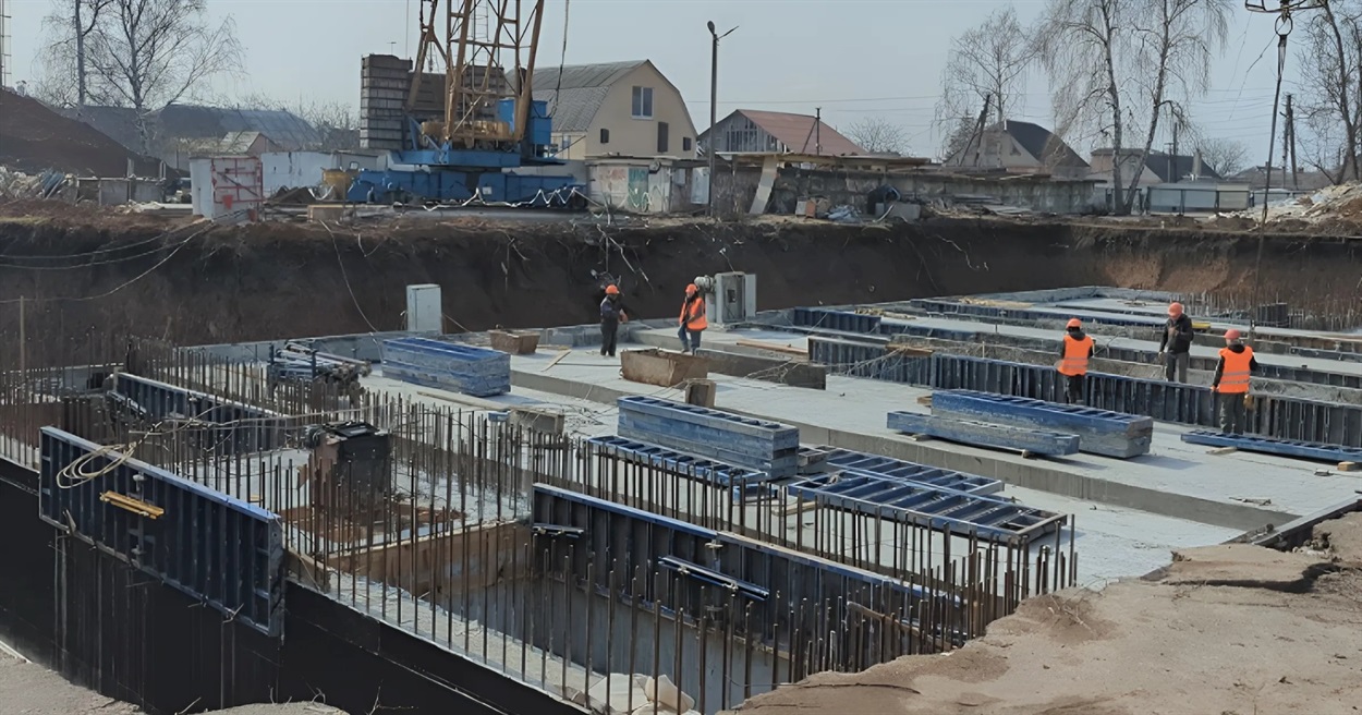 Будівництво підземної школи