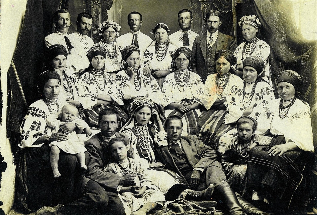 архівне фото українців