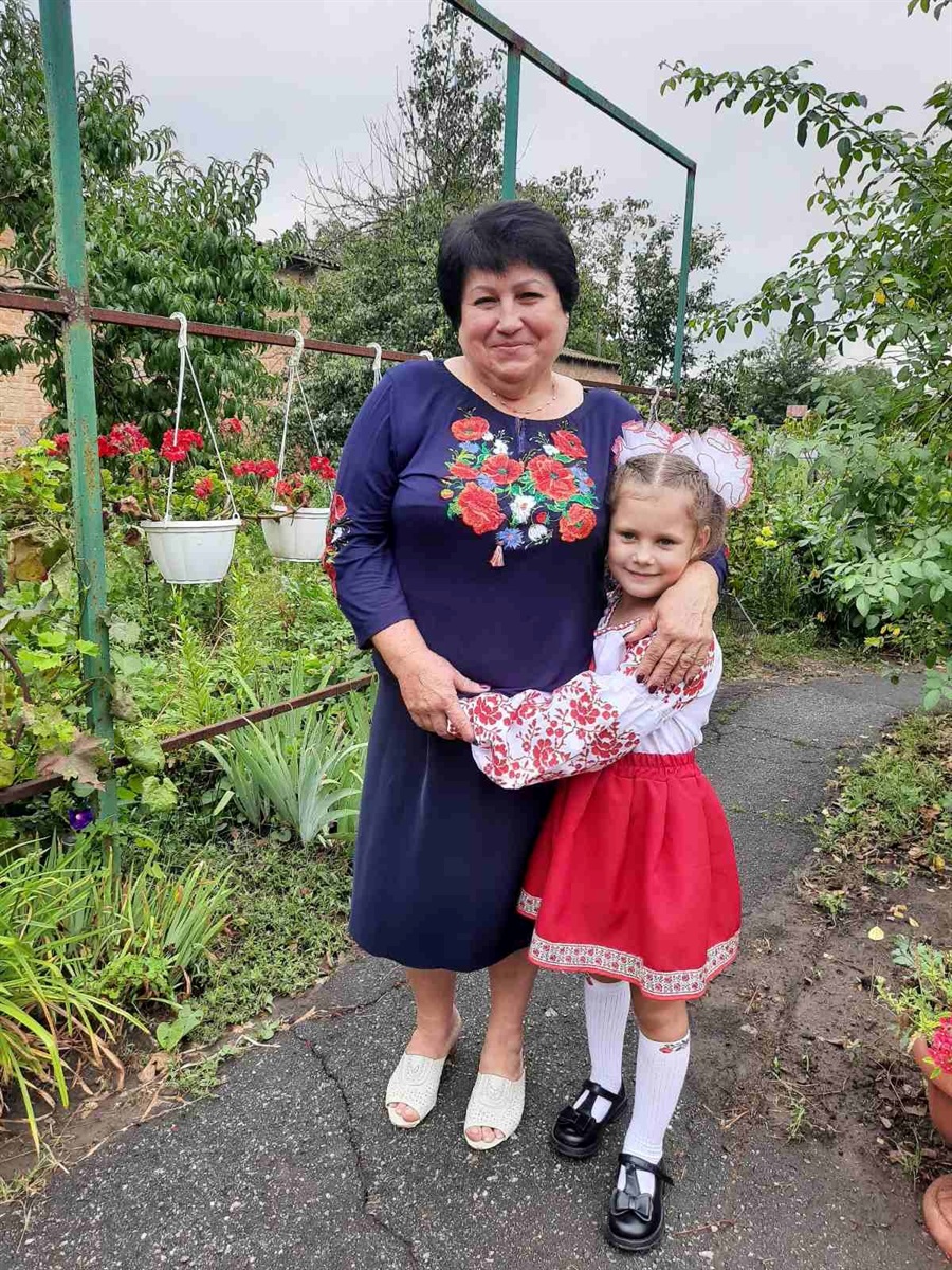 Злата із бабусею Оленою
