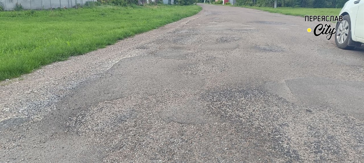 Ремонт дороги на вулиці Шкільна у Дем'янцях виконало ТОВ "Сучасне дорожнє управління"