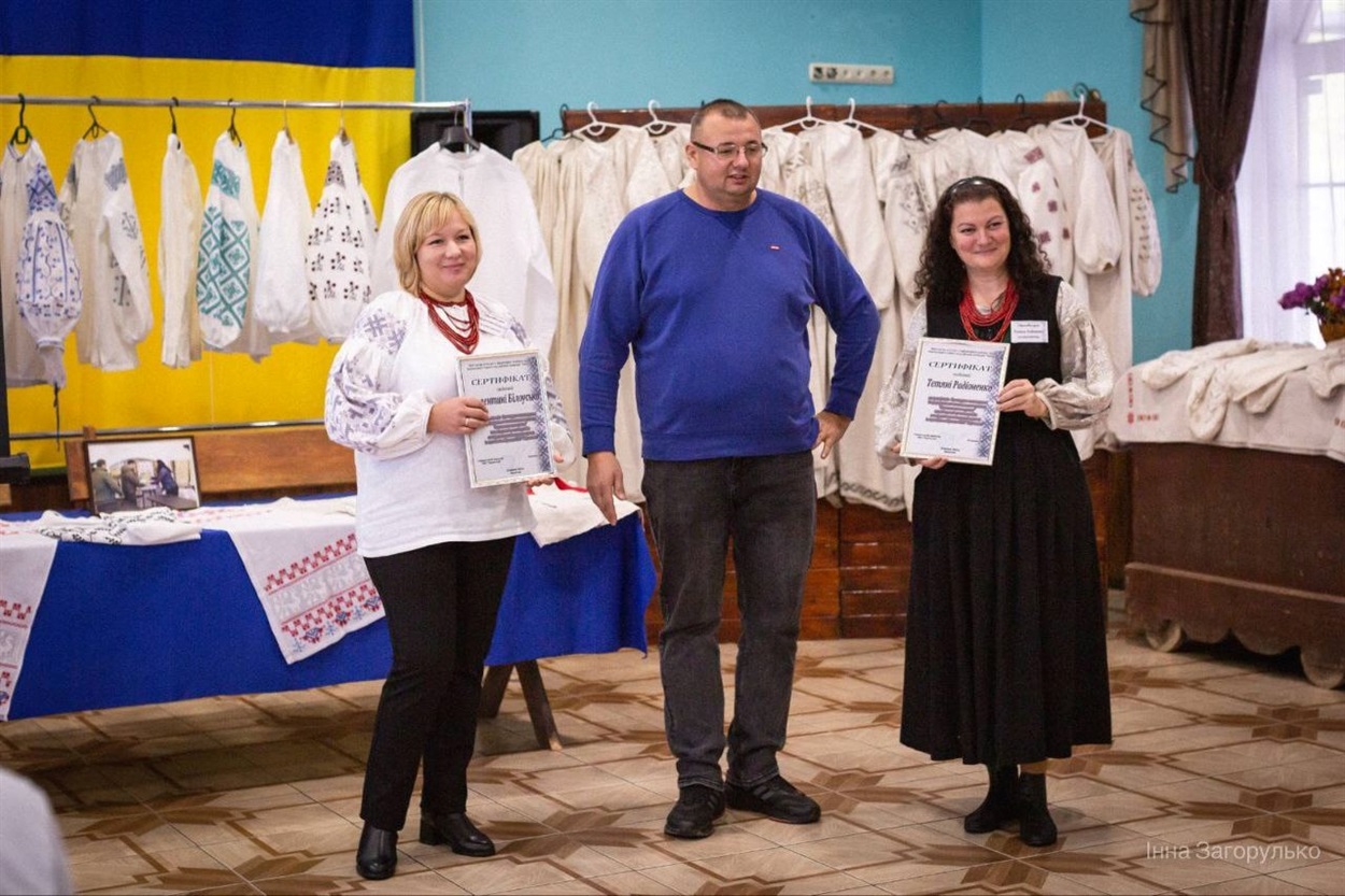 На фіналі проєкту "Переяславська сорочка"  відзначили всіх учасниць. 