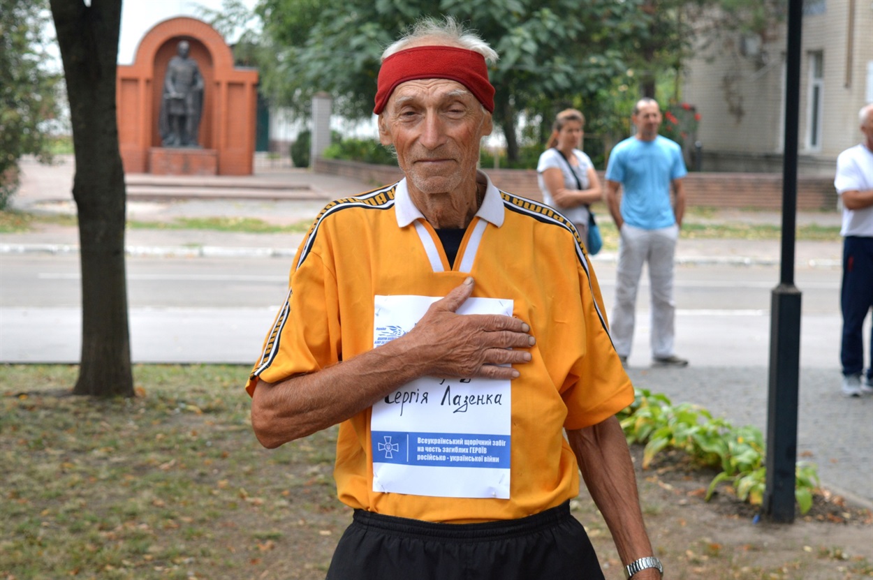 Найстарший  учасник забігу – 77-річний Віталій Ткачук