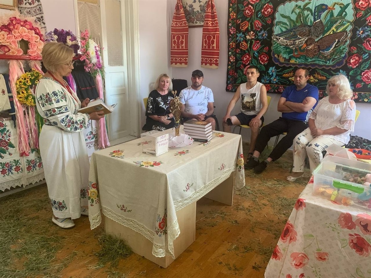 У центрі "Любомир" часто проводяться заходи для дітей та молоді, зустрічі з митцями і народними майстрами 