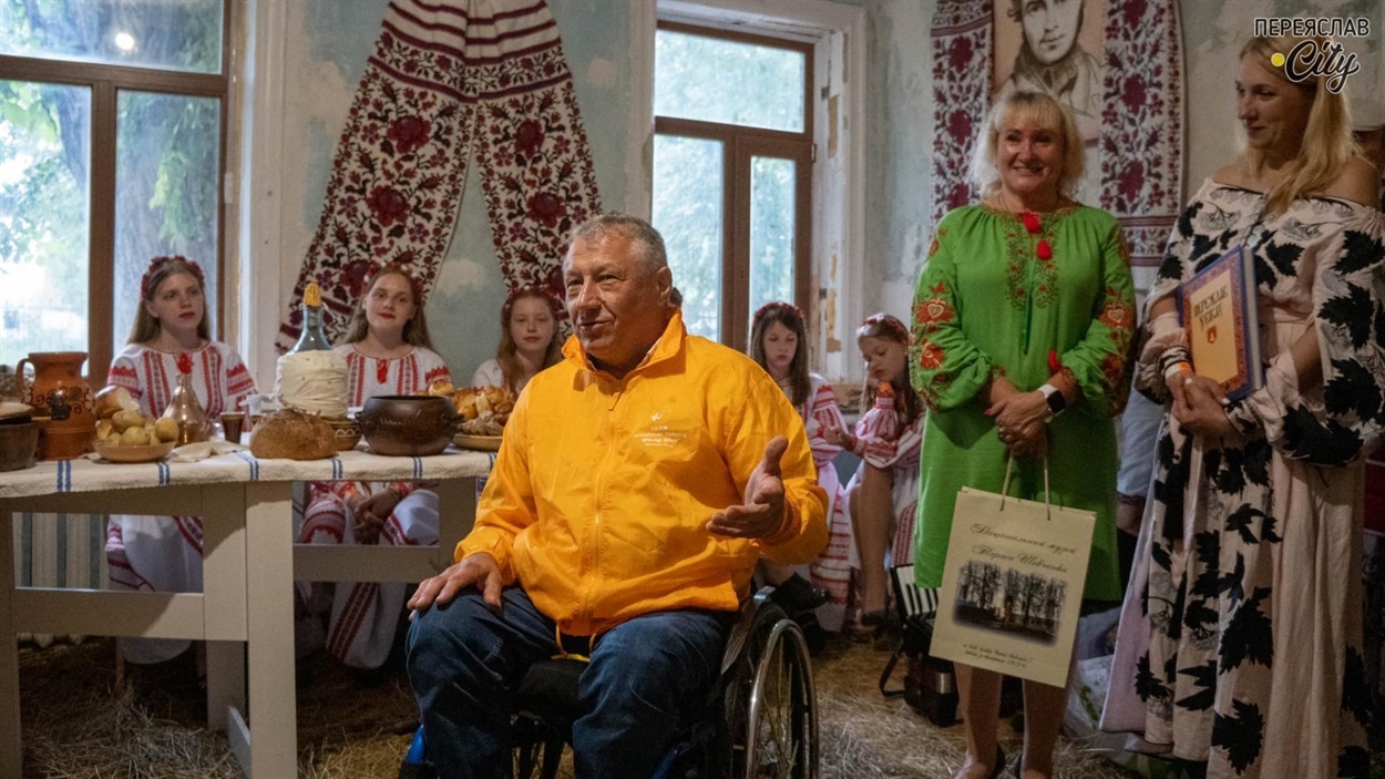 У центрі "Любомир" часто проводяться заходи для дітей та молоді, зустрічі з митцями і народними майстрами 