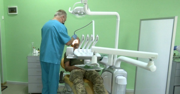 Зубопротезування для військових