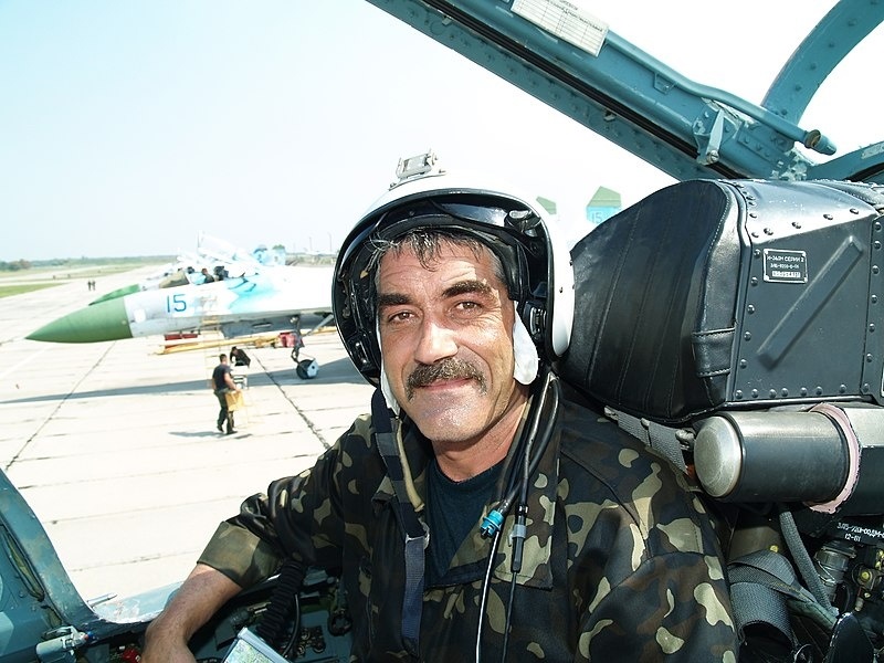 Степан Чобану, офіцер Збройних Сил України, льотчик-винищувач, учасник російсько-української війни, Герой України.