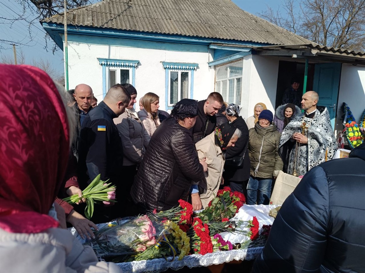 У Пристромах попрощалися із захисником України Олександром Іващенком. 8 березня 2025 р.  