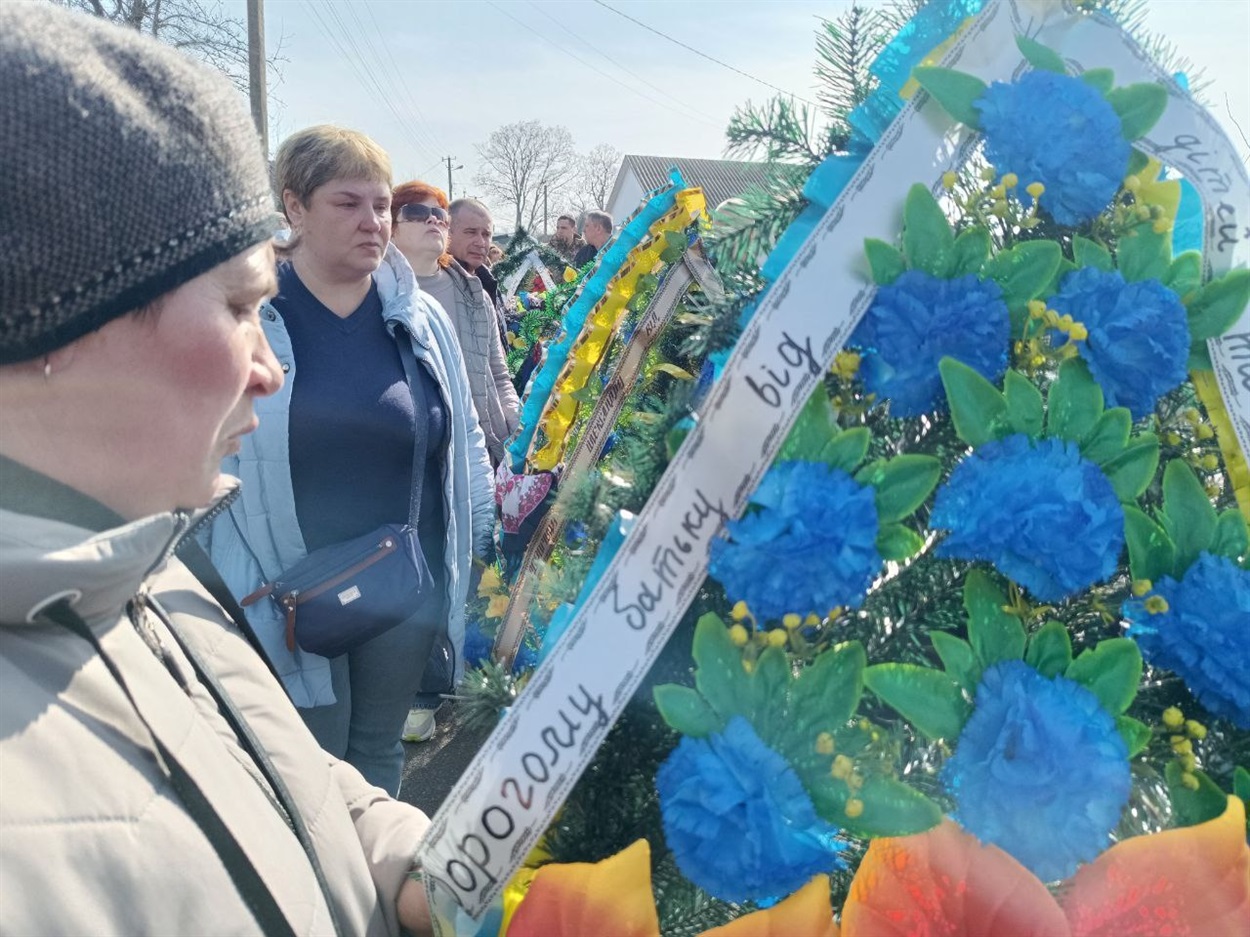 У Пристромах попрощалися із захисником України Олександром Іващенком. 8 березня 2025 р.  