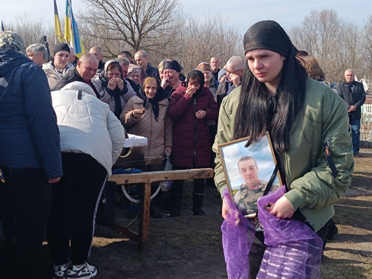 У Пристромах попрощалися із захисником України Олександром Іващенком. 8 березня 2025 р.  