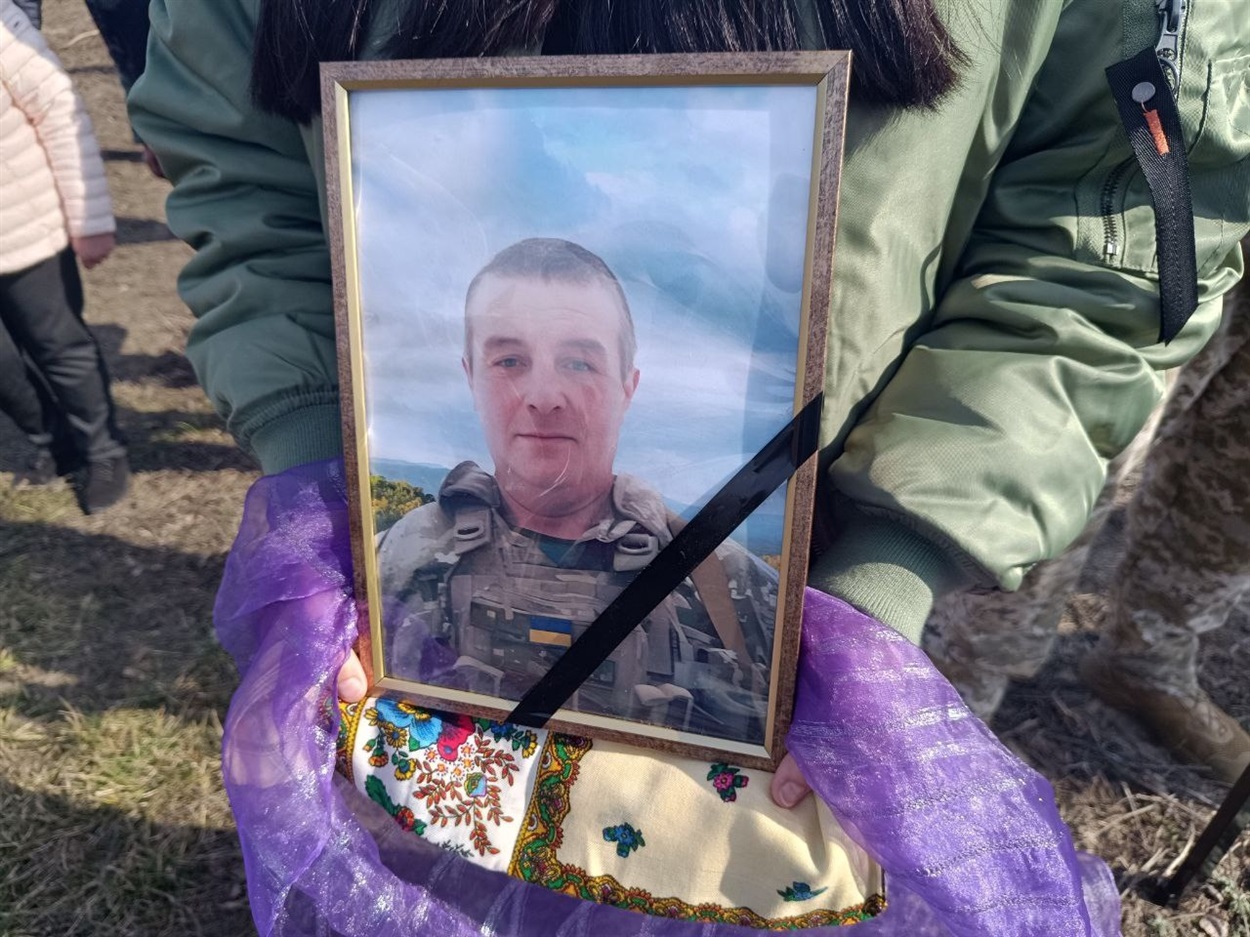 У Пристромах попрощалися із захисником України Олександром Іващенком. 8 березня 2025 р.  