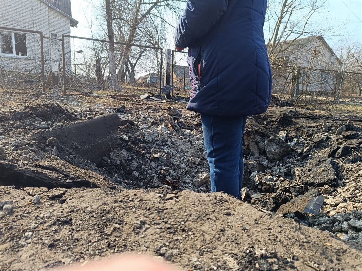 Глибина вирви, яка утворилася через падіння збитого "шахеда"