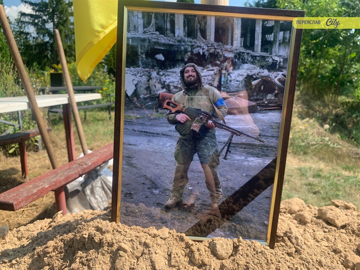 Прощання з Героєм Едуардом Олійником