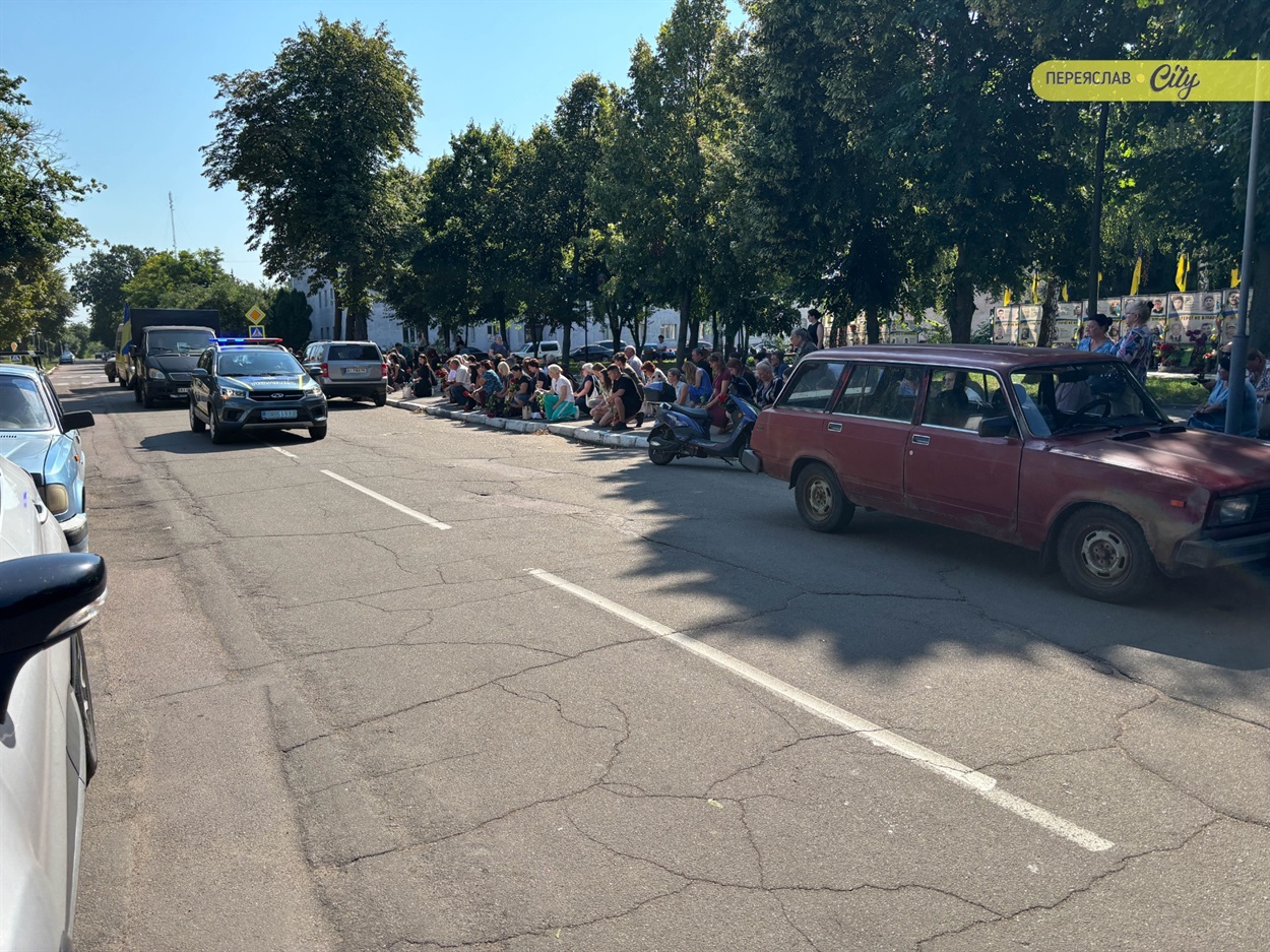Прощання з Героєм Едуардом Олійником