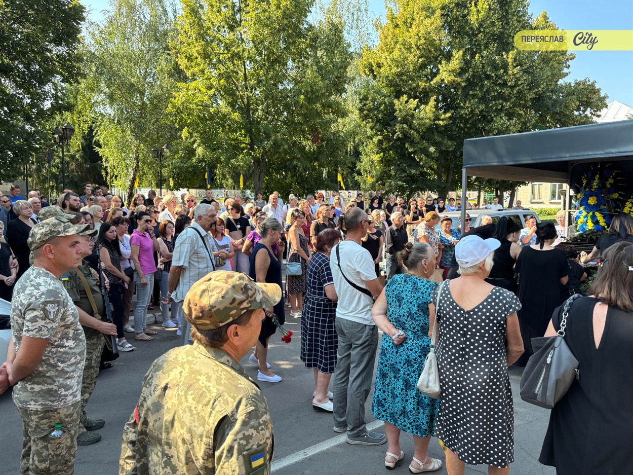 Прощання з Героєм Едуардом Олійником
