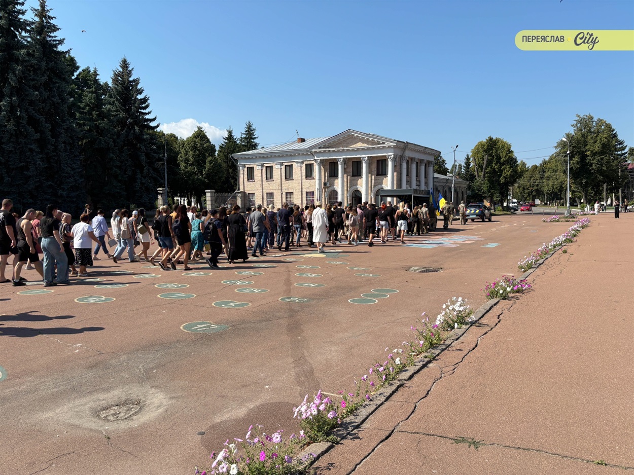 Прощання з Героєм Едуардом Олійником