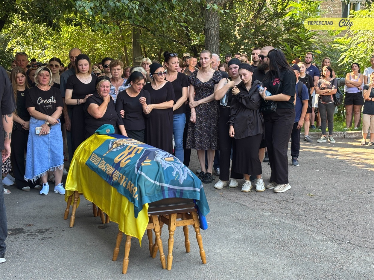 Прощання з Героєм Едуардом Олійником