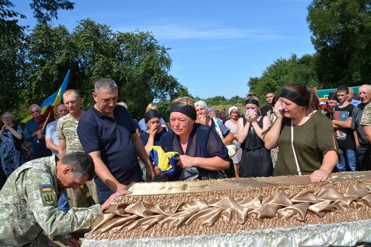 Старшого солдата ЗСУ Олега Гордієнка похоронили 26 серпня 2022 р. на кладовищі села Пристроми 