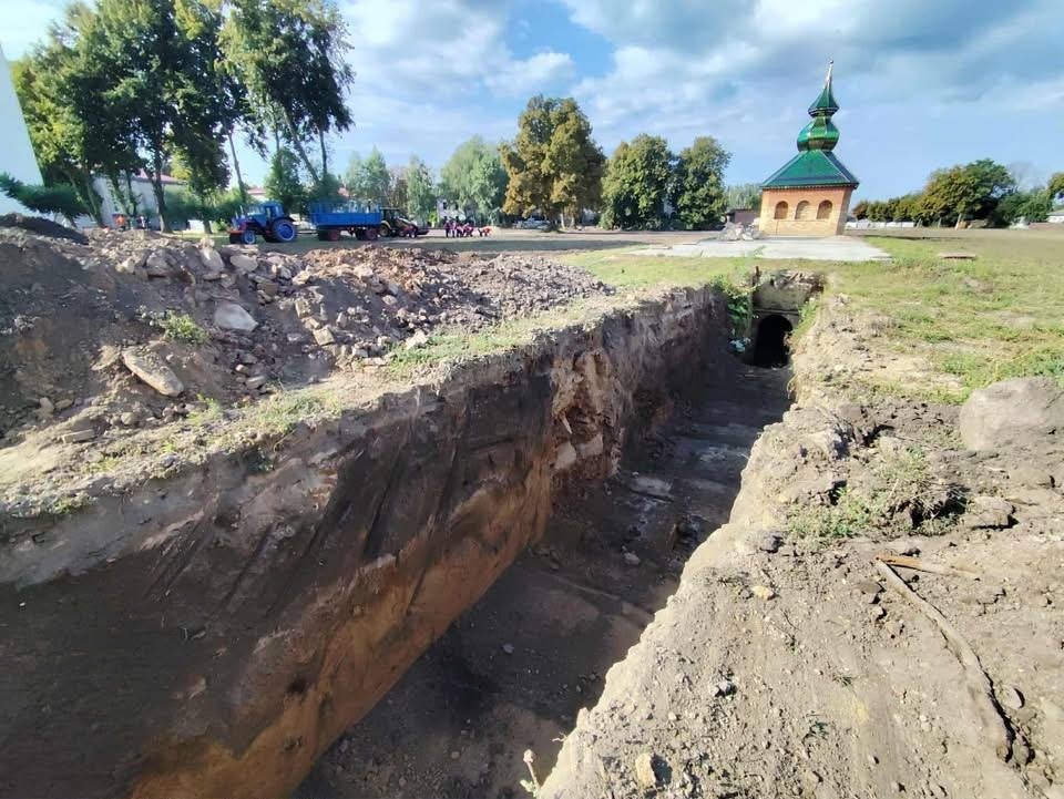 На території колишнього Вознесенського монастиря в Переяславі розпочали несанкціоновані земляні роботи