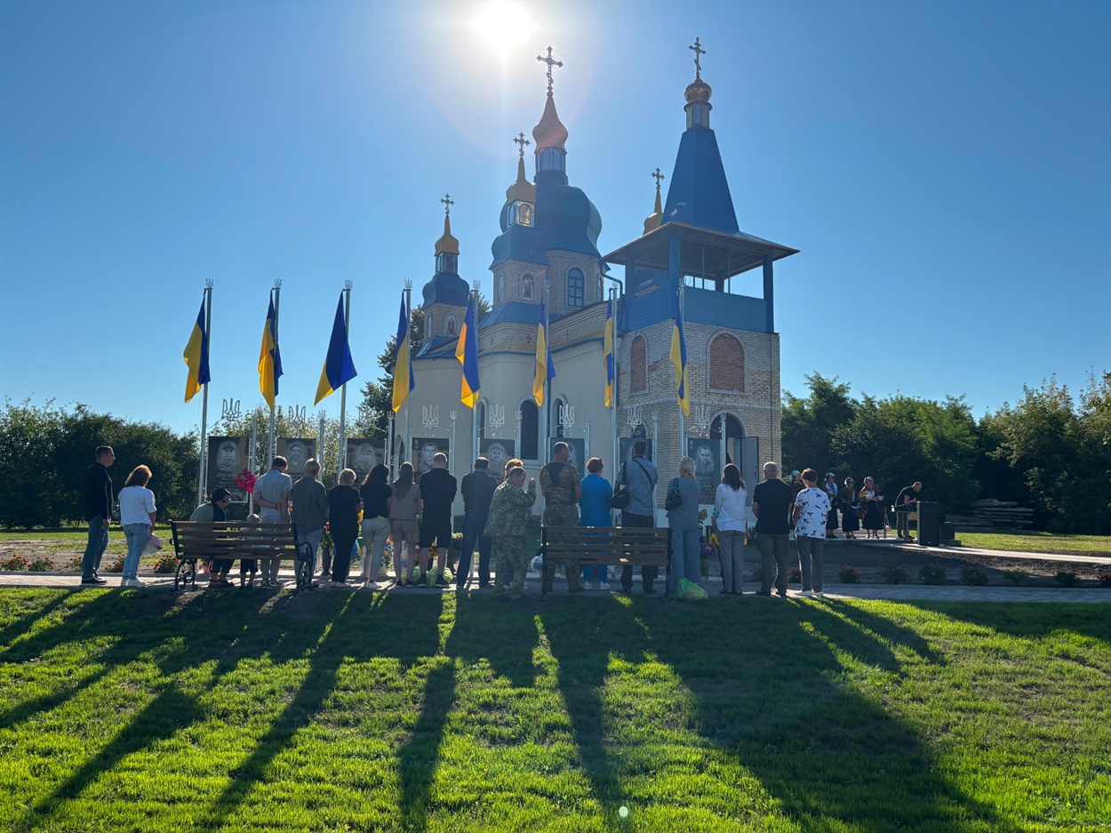 Алея Героїв у селі Мала Каратуль 