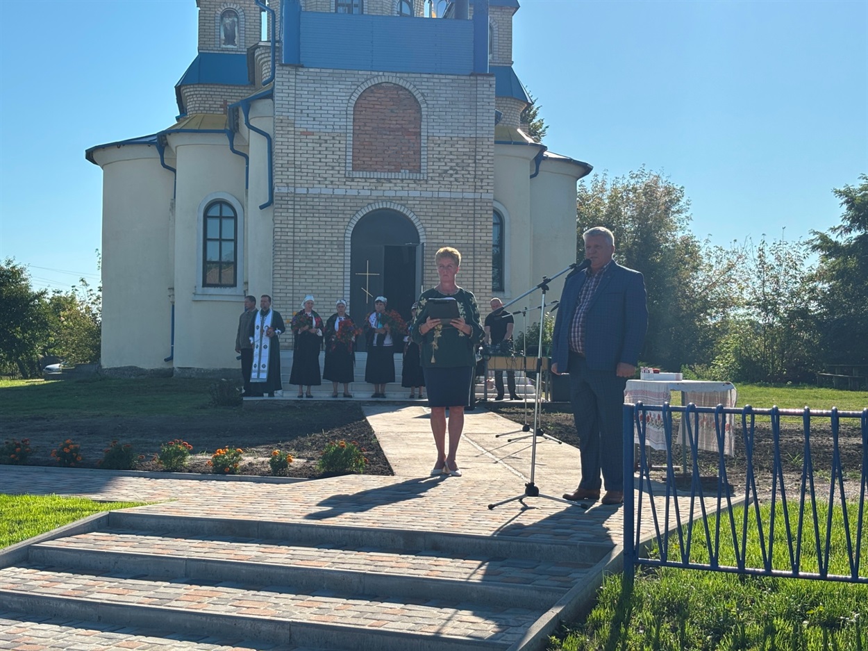 Алея Героїв у селі Мала Каратуль 