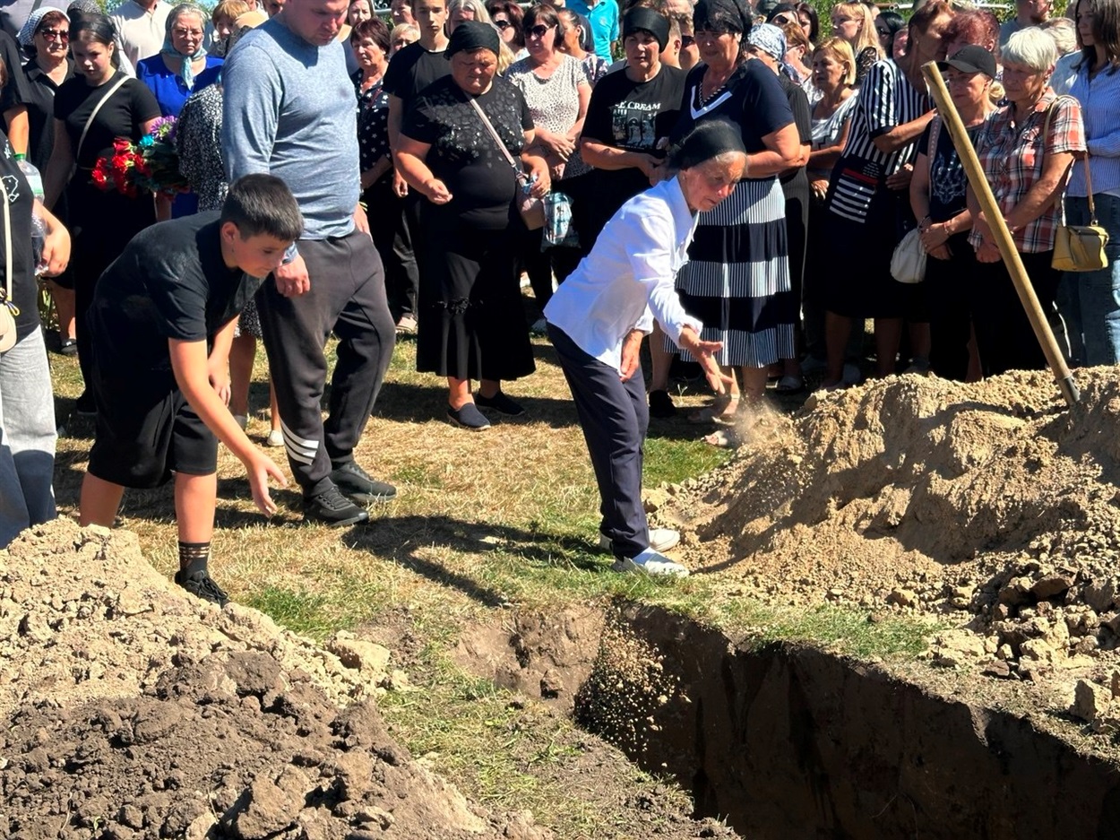 Чин похорону Героя Олександра Стріхи 