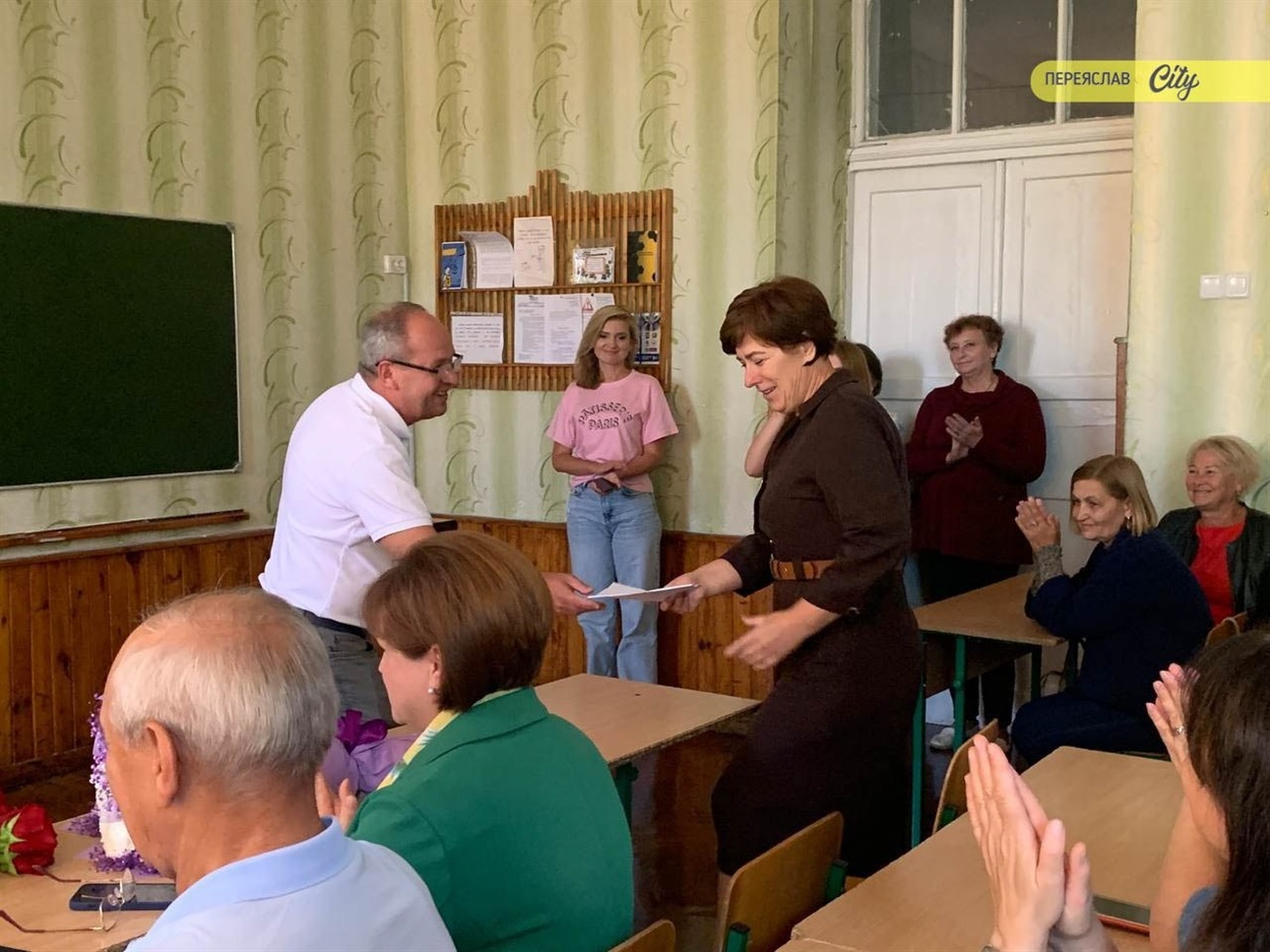 Тимчасово виконуватиме обов’язки керівника ліцею ім. Іана Мазепи заступниця з навчально-виховної роботи Олена Захаренко