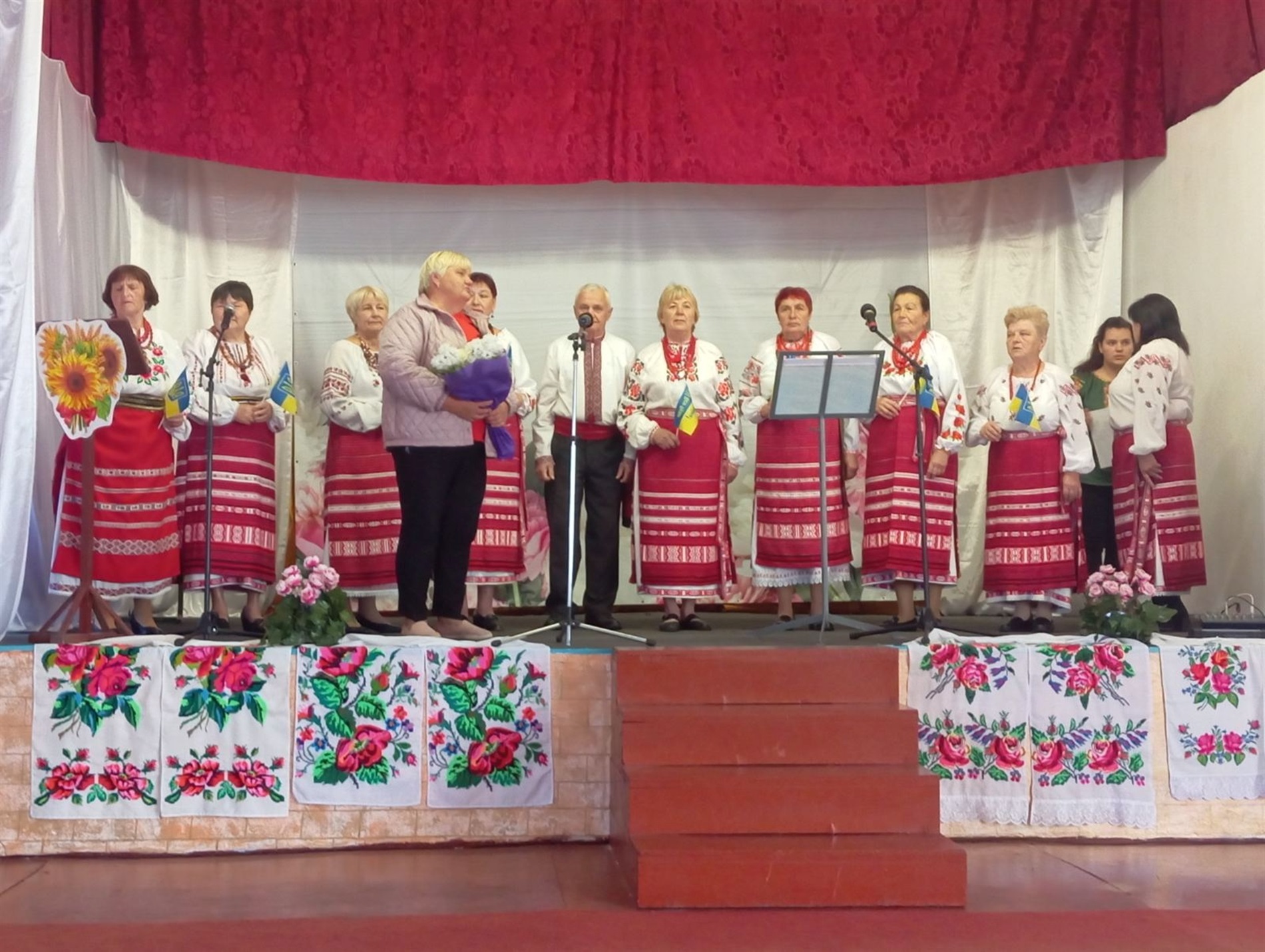 У селах на Переяславщині збирали кошти для підтримки ЗСУ на благодійних заходах