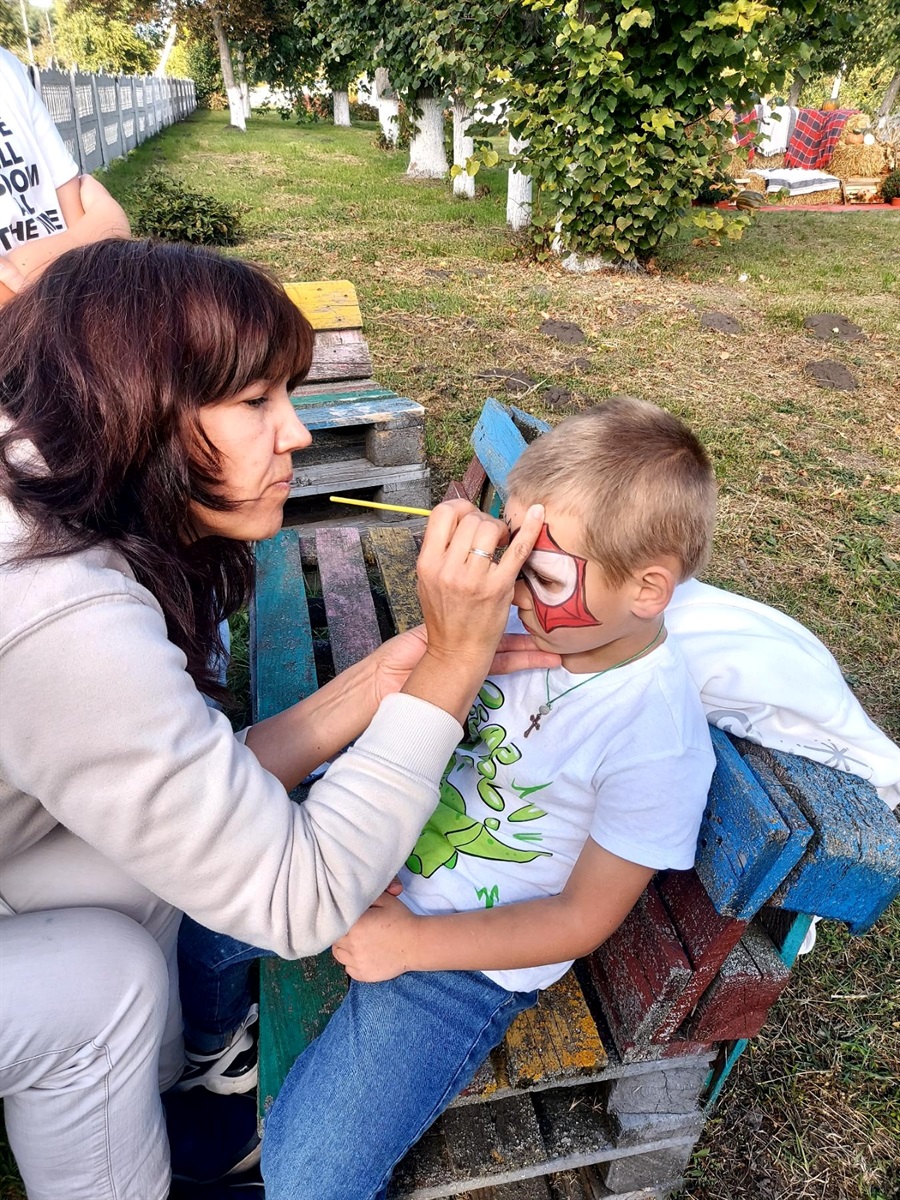 У селах на Переяславщині збирали кошти для підтримки ЗСУ на благодійних заходах