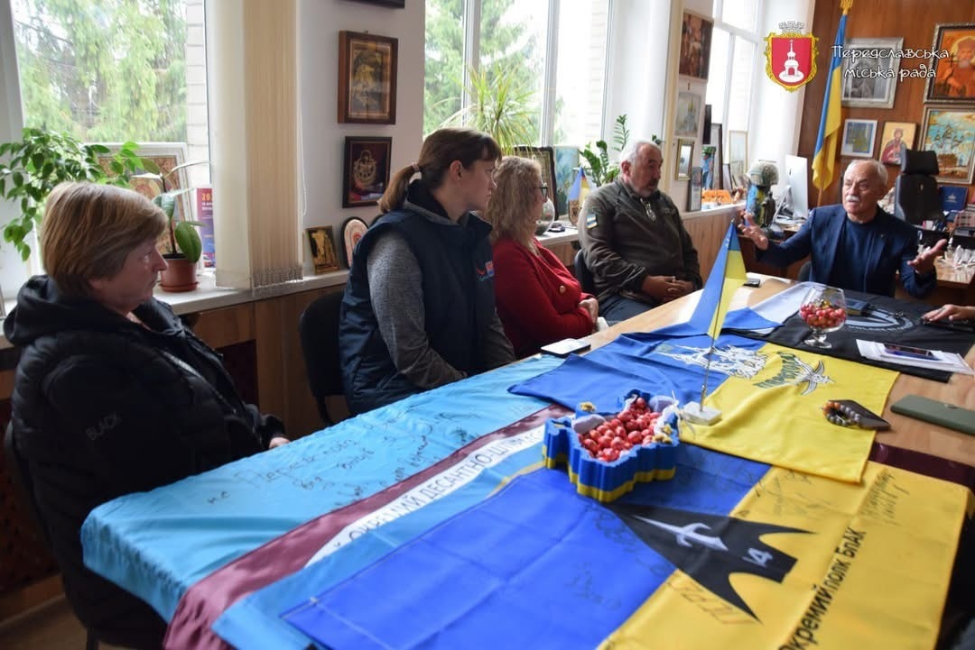 Міський голова Переяслава Вячеслав Саулко запевнив рідних Героїв, що врахує їхні побажання щодо вшанування пам'яті 