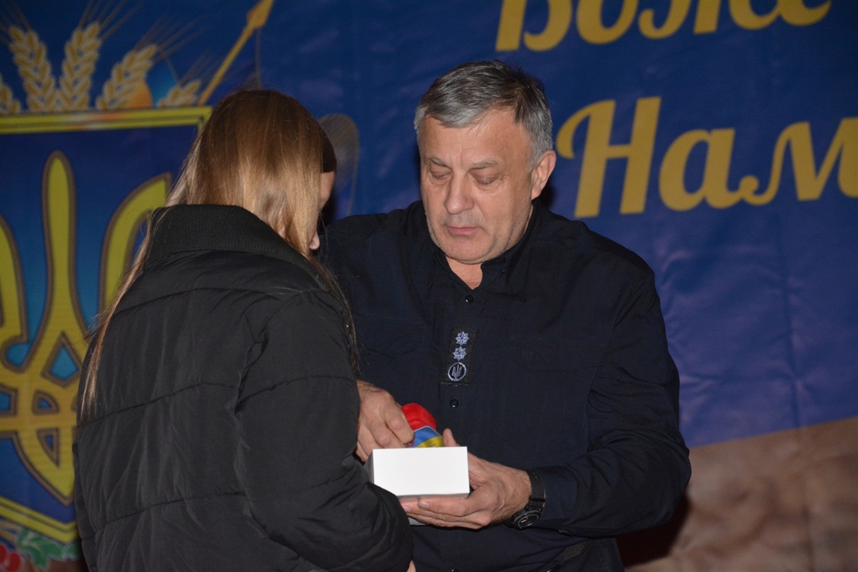 У Студениках відзначили День заснування громади і вручили дітям Героїв обереги "Батьківське серце"