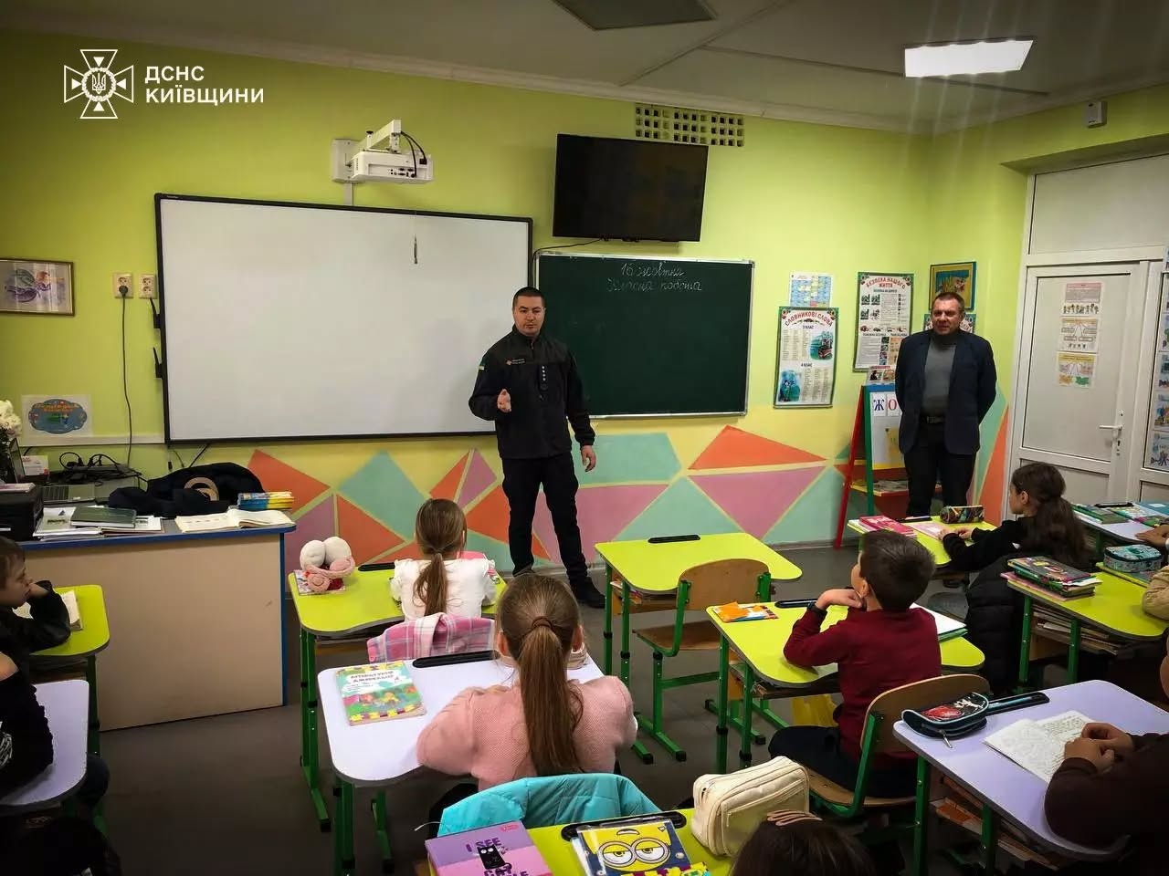 Осінньо-зимова профілактика від ДСНС: у Циблях і Ташані навчали запобігати надзвичайним ситуаціям